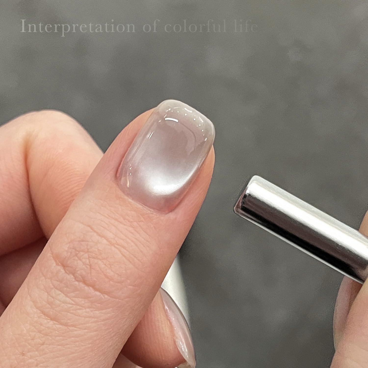 GAOY Jelly Silver Cat Eye gel polish UV cure in 60 seconds for quick manicures.