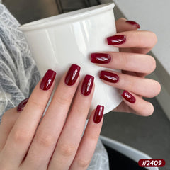 GAOY Magenta nails bottle and brush shot illustrating easy application and vibrant finish