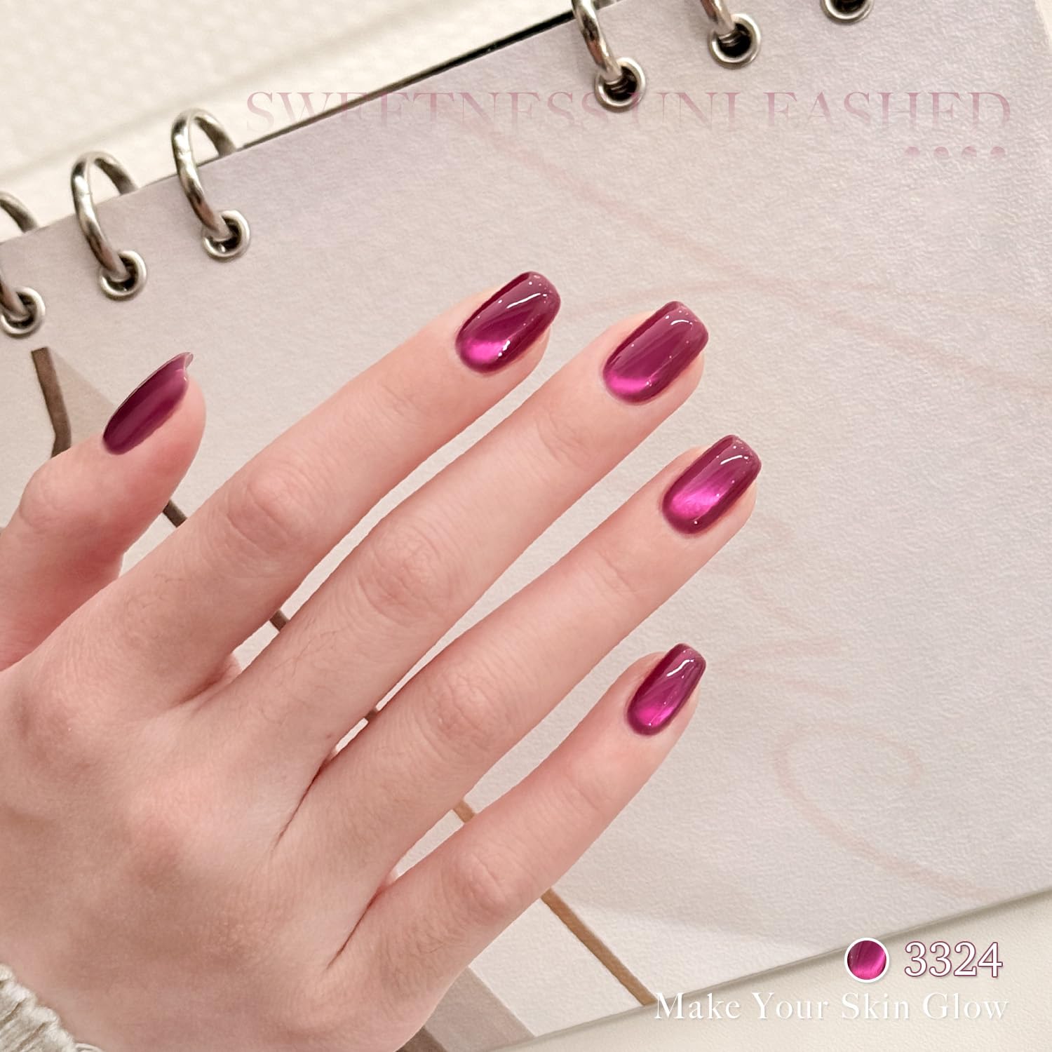 GAOY Pink Cat Eye nail color application demo shows easy at-home manicure steps.