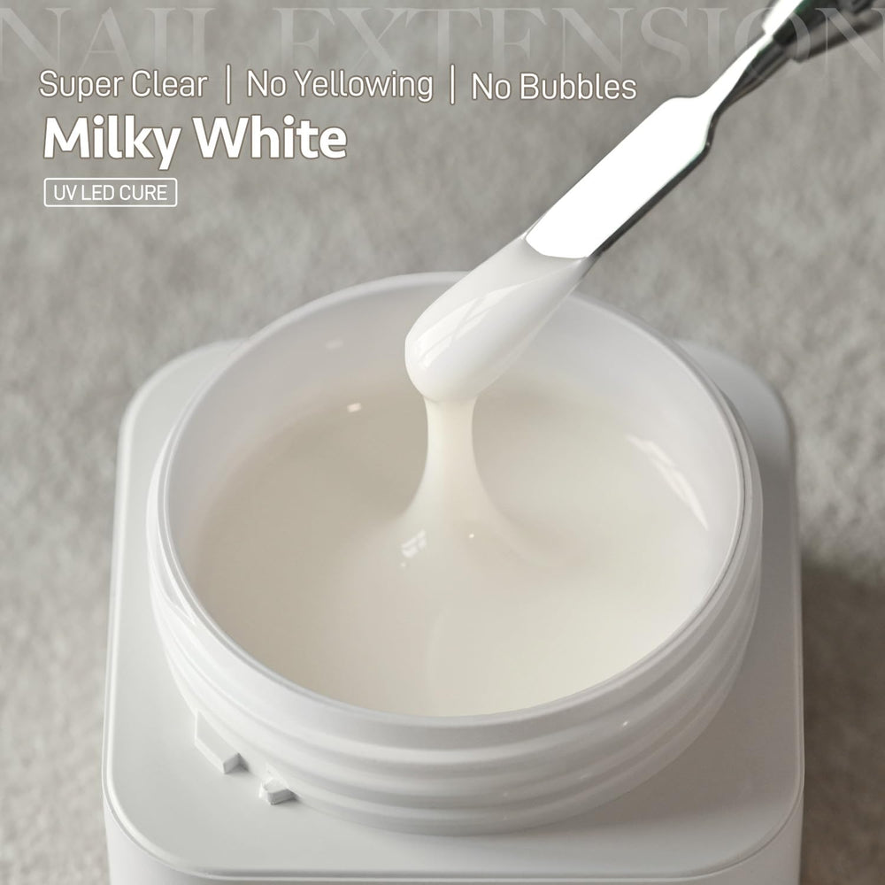GAOY crystal poly gel texture close-up showing runny consistency for smooth shaping
