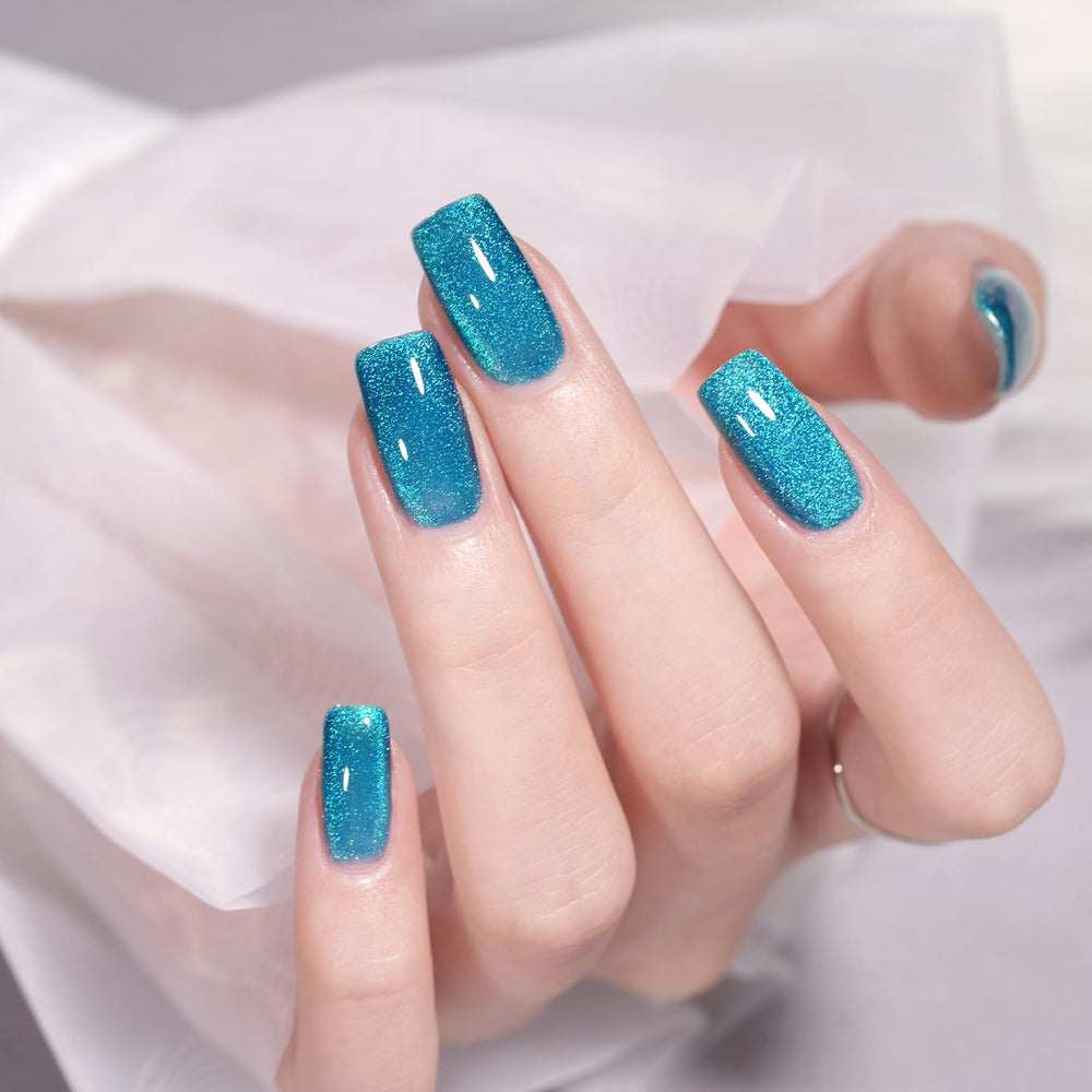 GAOY salon-grade gel kit enables professional-looking manicures at home.