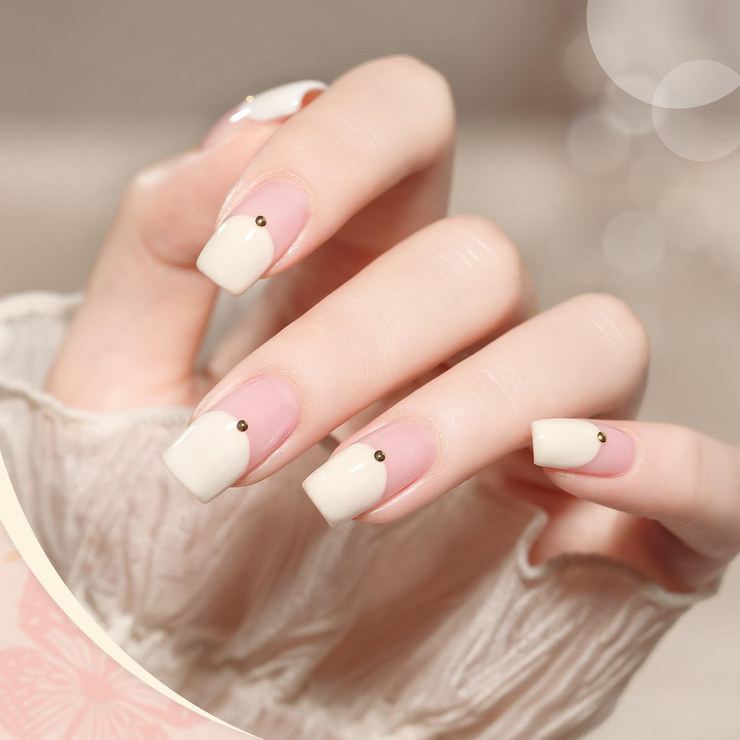 GAOY White Gel Nail Polish application layer-2 delivers opaque finish with vibrant silk white.