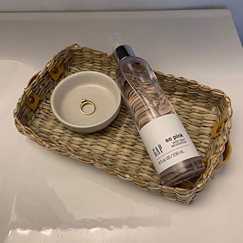 Gap So Pink packaging detail highlights portable seven-ounce mist for travel
