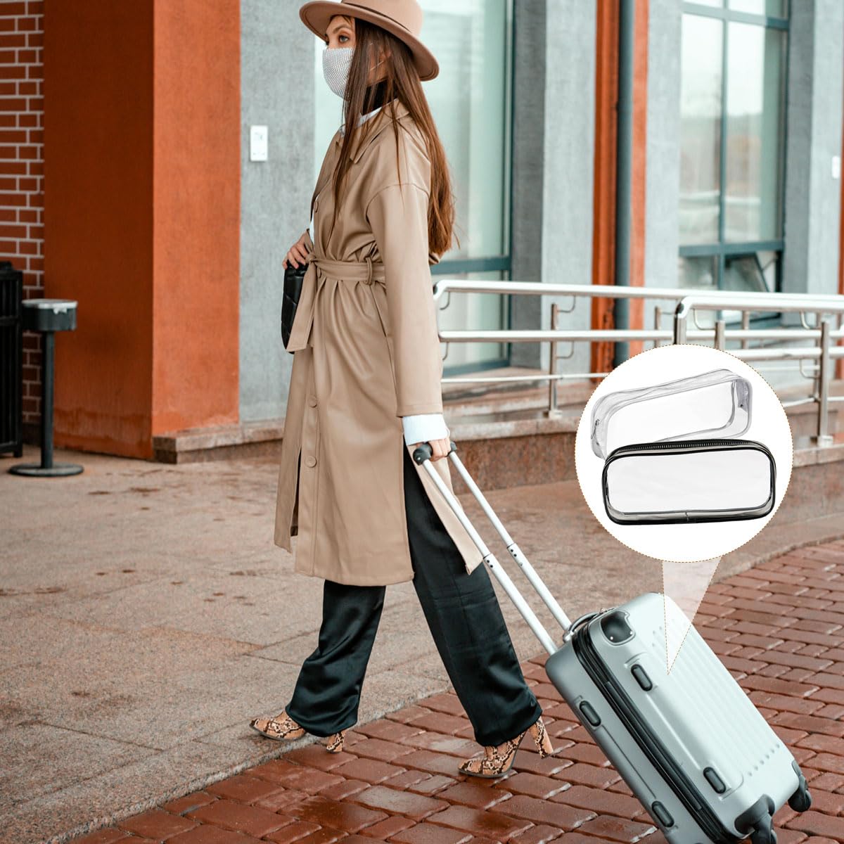 GAQWOK two-piece travel bag set adds style and organization.