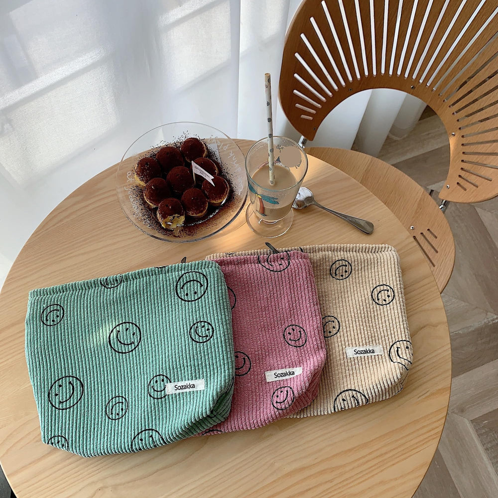 Gardsell corduroy cosmetic bag compact storage for everyday cosmetics and tools.