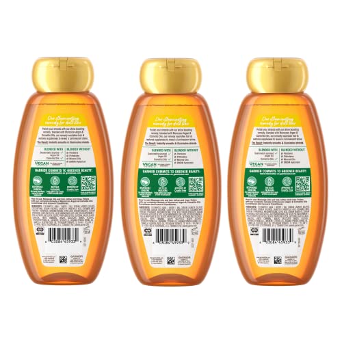 Garnier Whole Blends illuminating shampoo packaging highlights sustainable sourcing and paraben-free formula