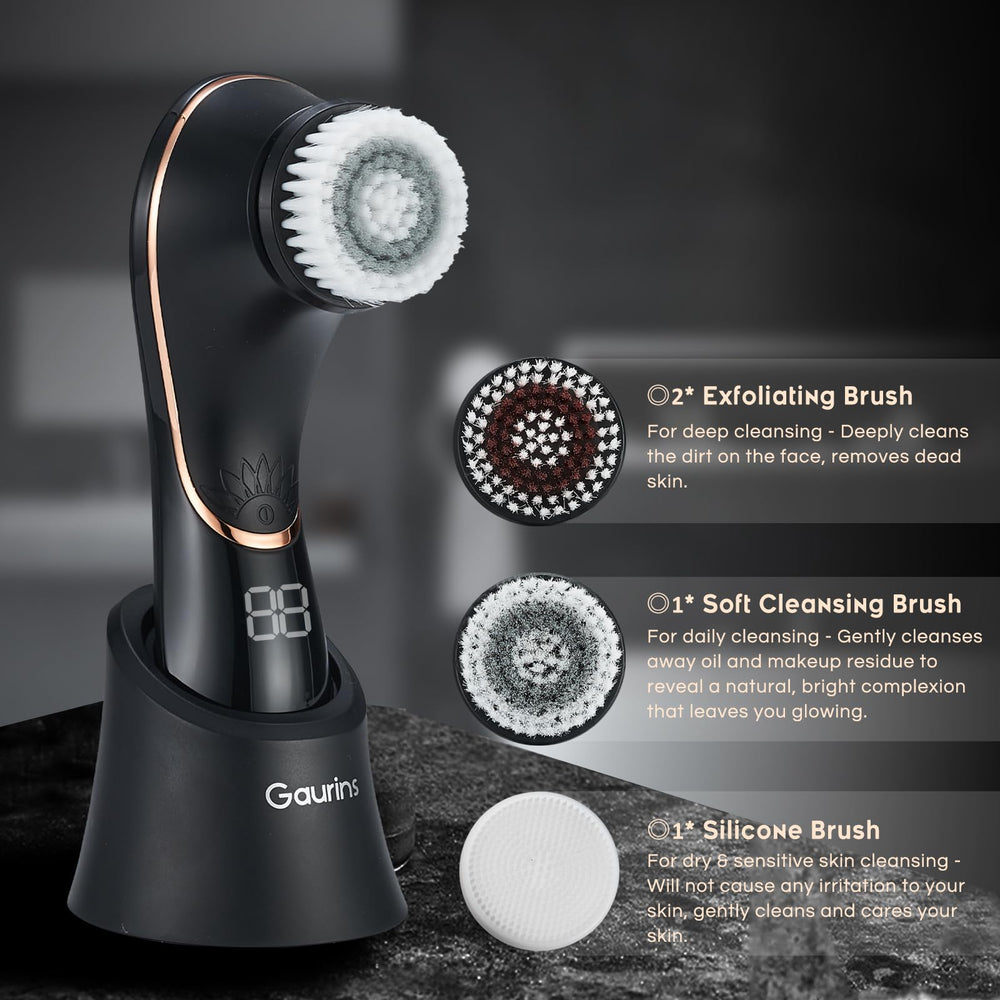 Gaurins ipx7-waterproof-shower-use demonstrates safe in-shower cleansing and convenience.