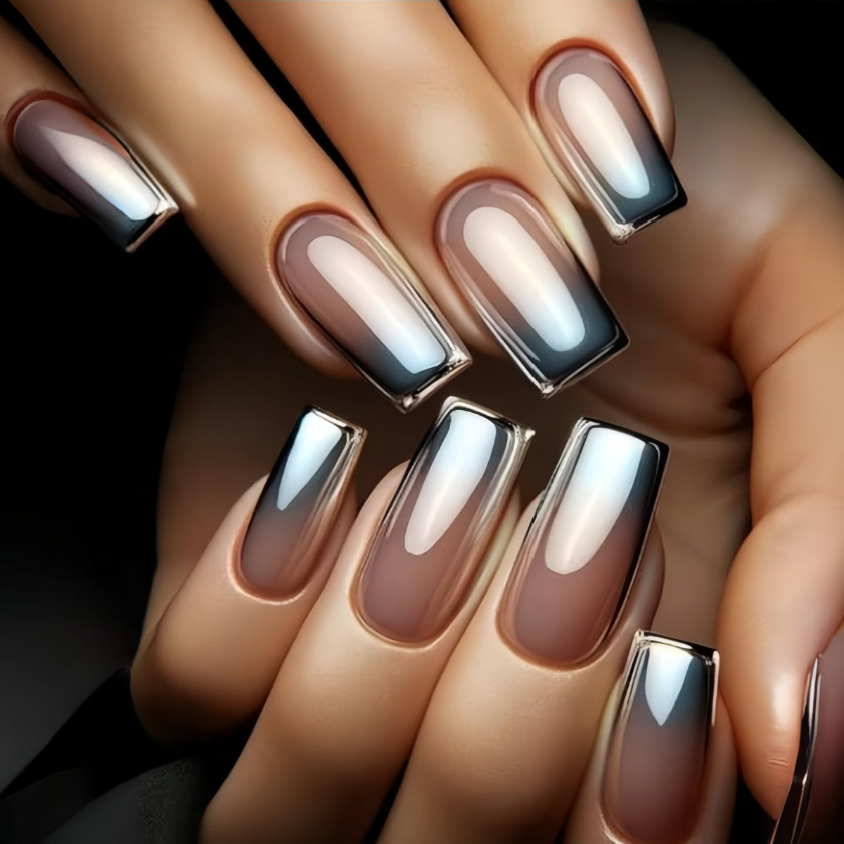 GCSQW chrome press-on nails shine with a mirror finish for instant glam.