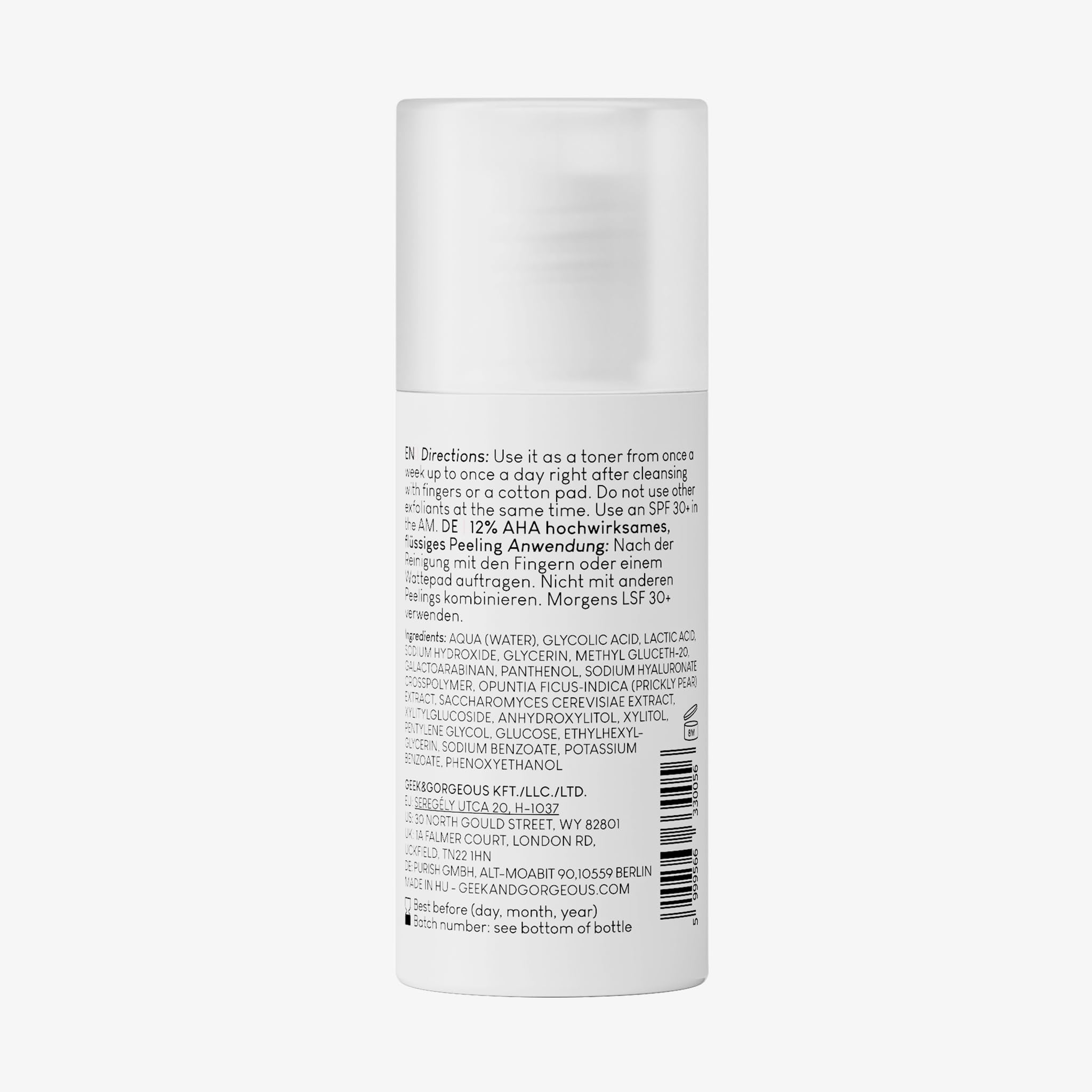 Geek & Gorgeous Smooth Out with glycolic drops highlighting exfoliation benefits.