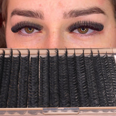 Geeneiya precision lash tweezers offer accurate cluster placement.