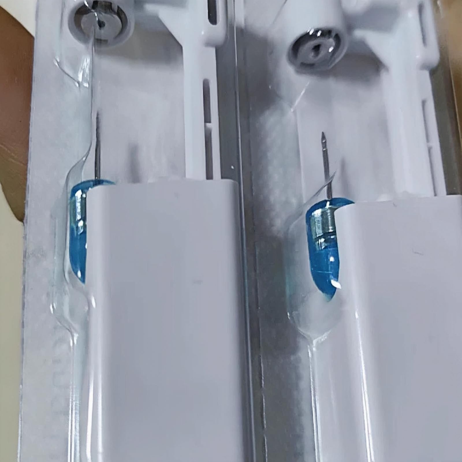 Geettcaifu silver kit box shows compact portable piercing solution.