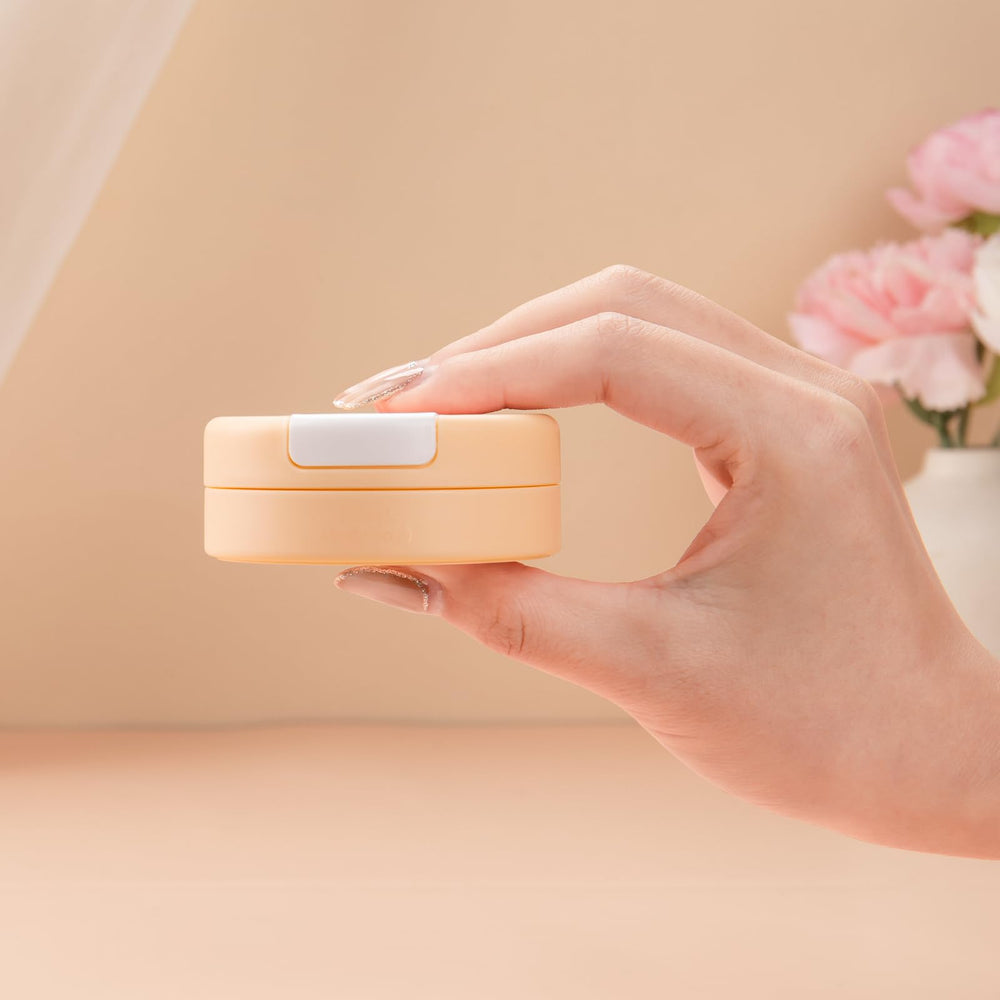 Gemice color-coded containers help you distinguish contents at a glance.