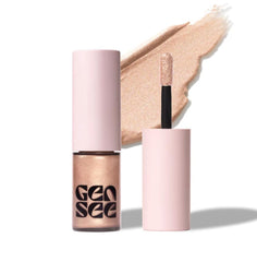 Gen See Moonlight champagne metallic liquid eyeshadow on eyelids for radiant, long-lasting shimmer.
