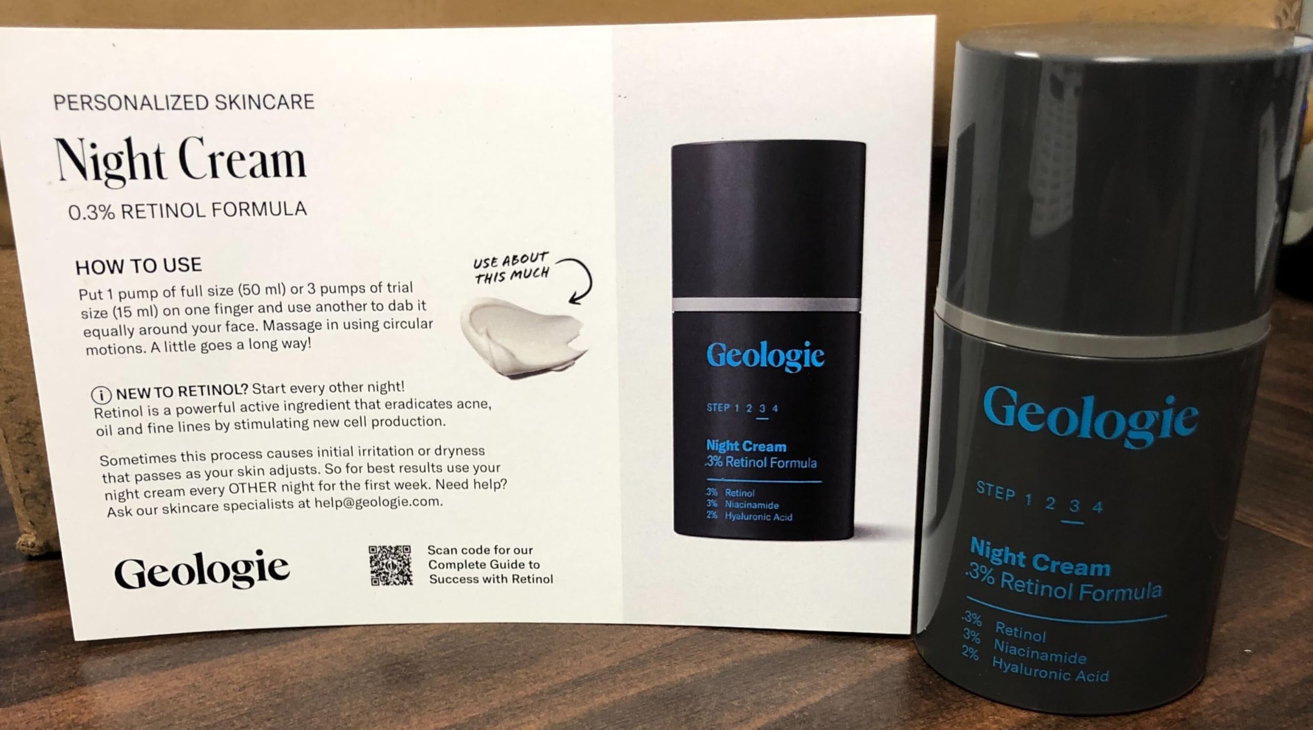 Geologie Night Cream oil-free formula indicating light, non-greasy texture for multiple skin types.