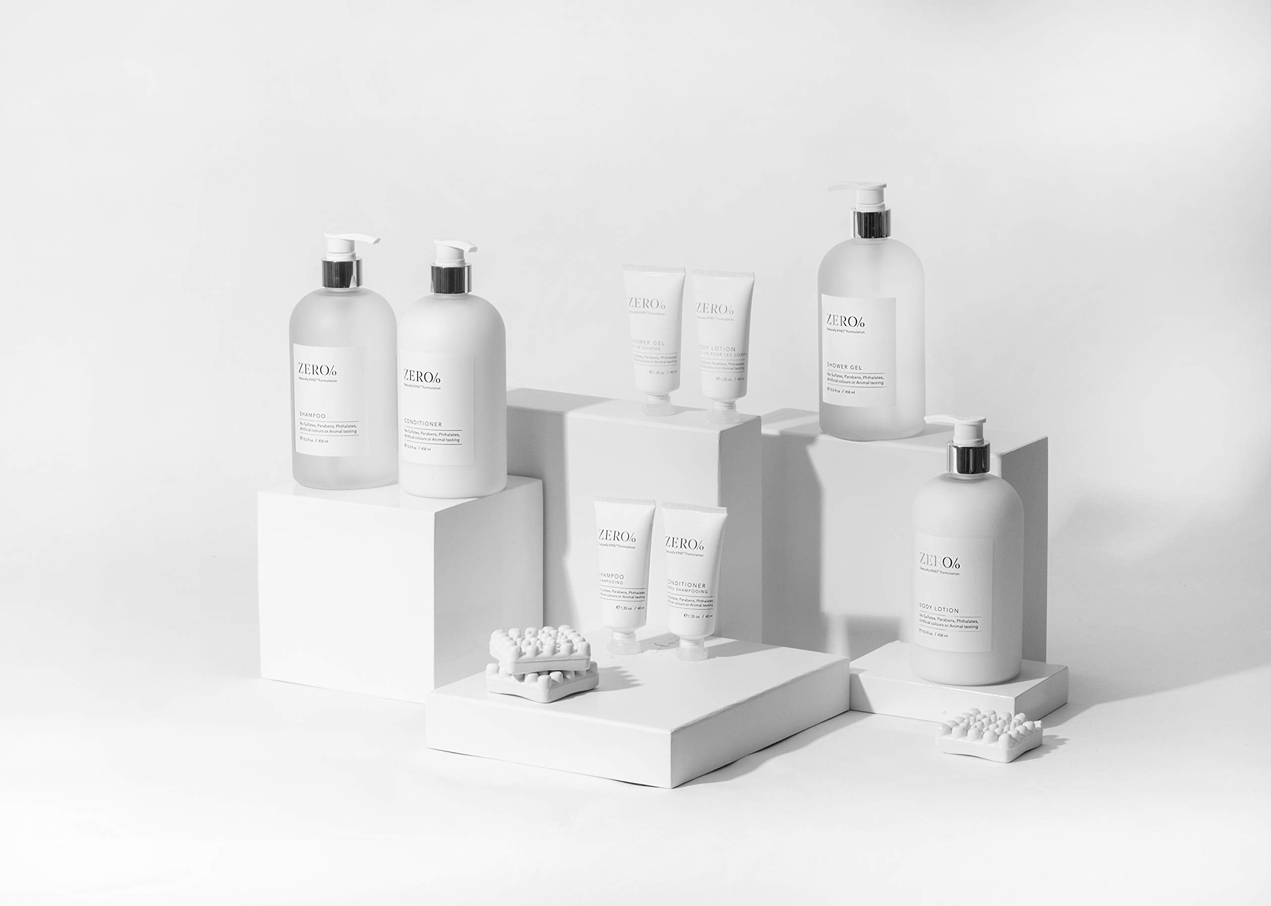 Gilchrist & Soames Zero% Collection Shampoo foam detail suggests rich lather.