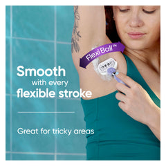 Gillette Venus pivoting head shaving precision in hard-to-reach areas