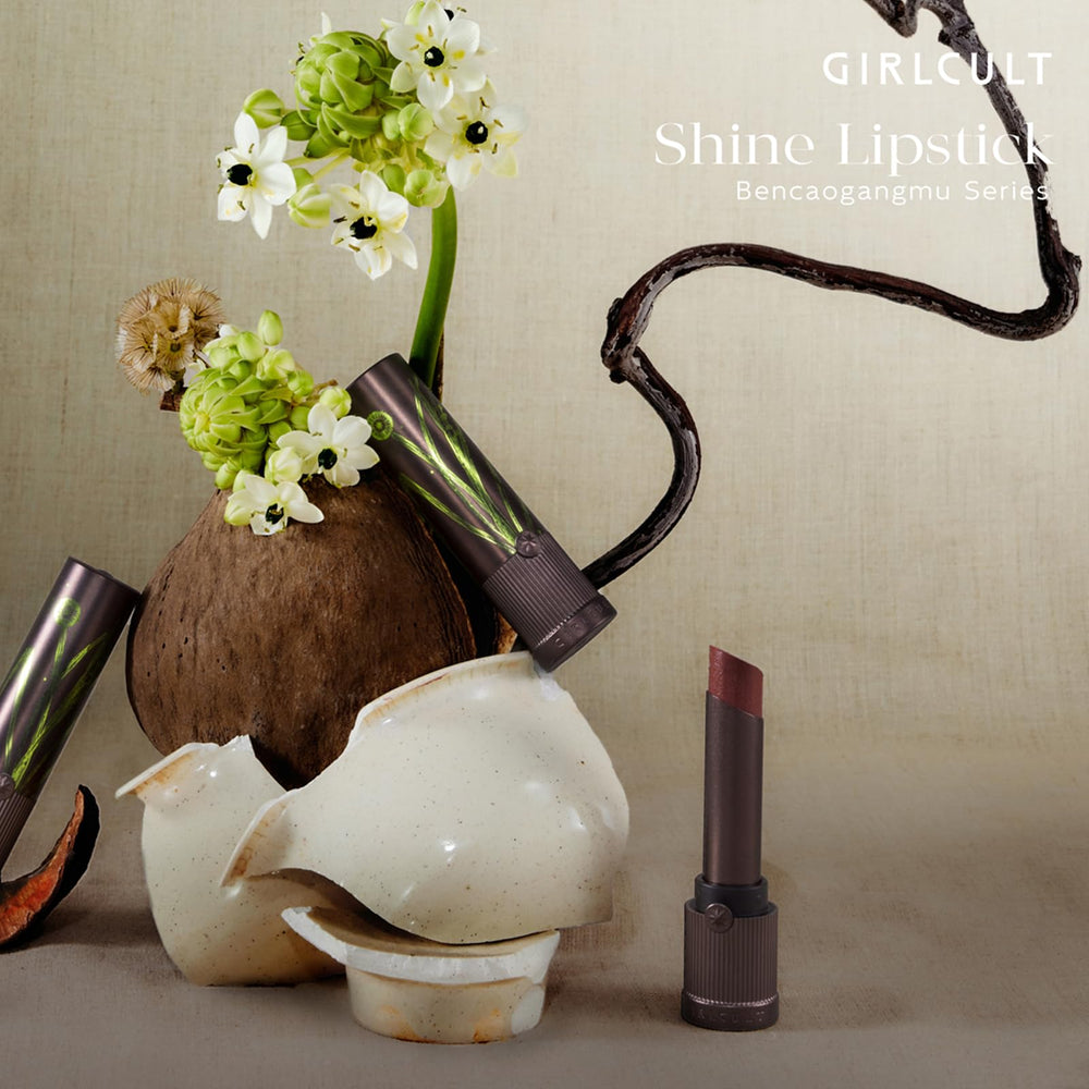 GIRLCULT alcohol-free lip care promotes gentle daily use.