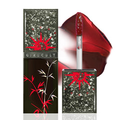 GIRLCULT Glass Shine Lip Gloss packshot shows a high-shine finish and chic packaging