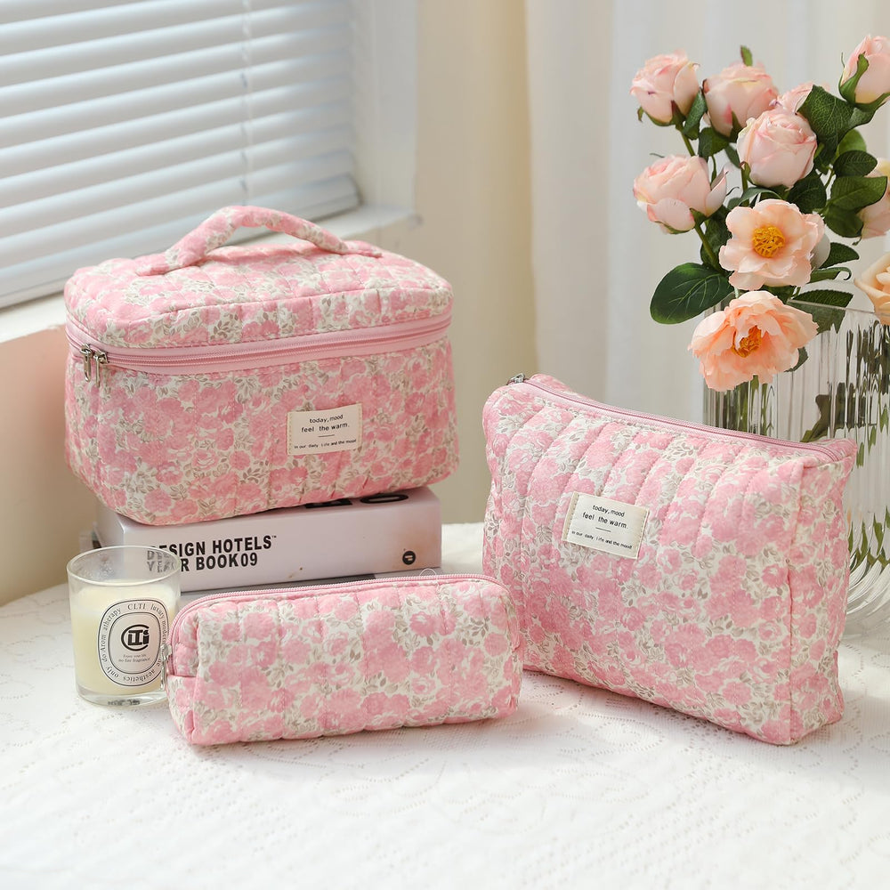 GISMTR gift-ready cosmetic bag set ideal for gifting to friends and family.