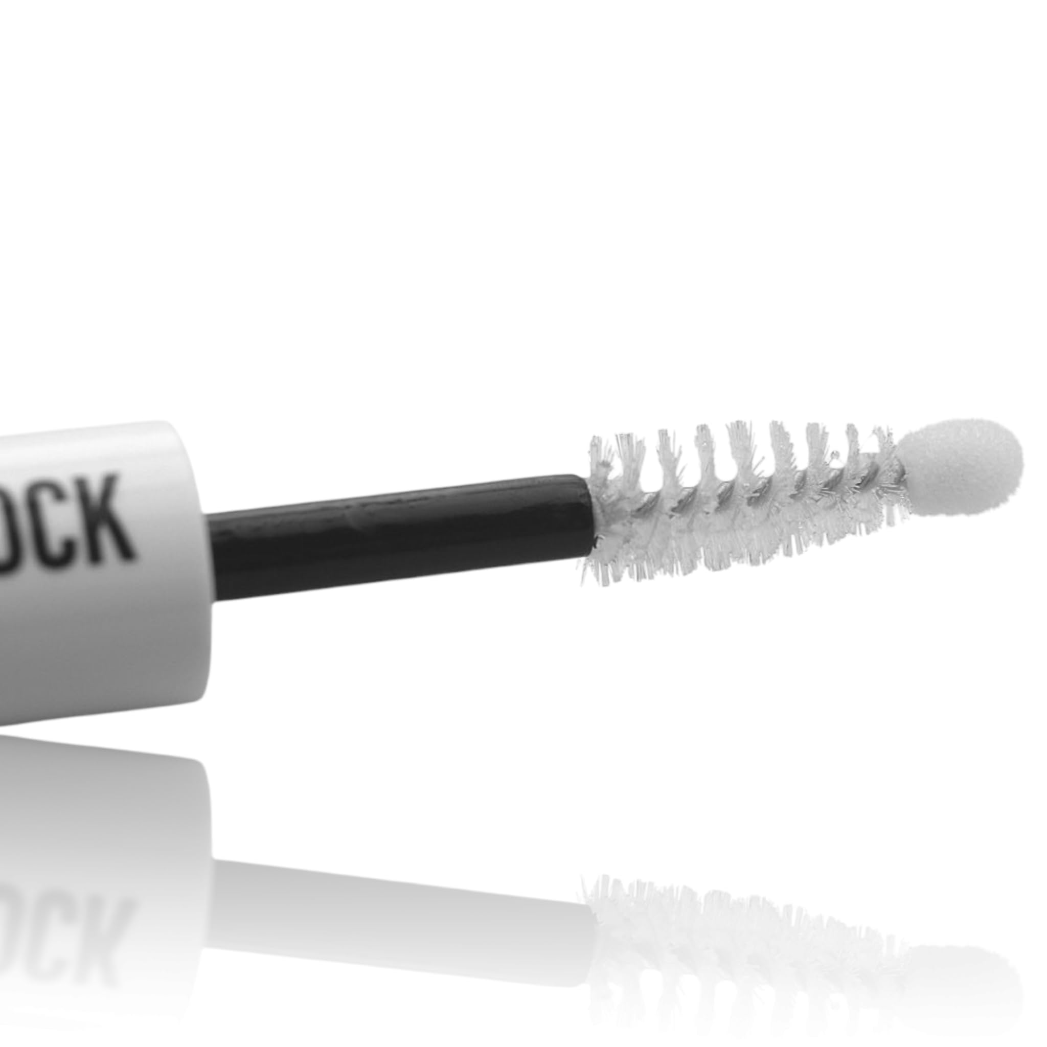 GladGirl Lash Lock Bond & Seal ideal for DIY lash extensions and clusters.