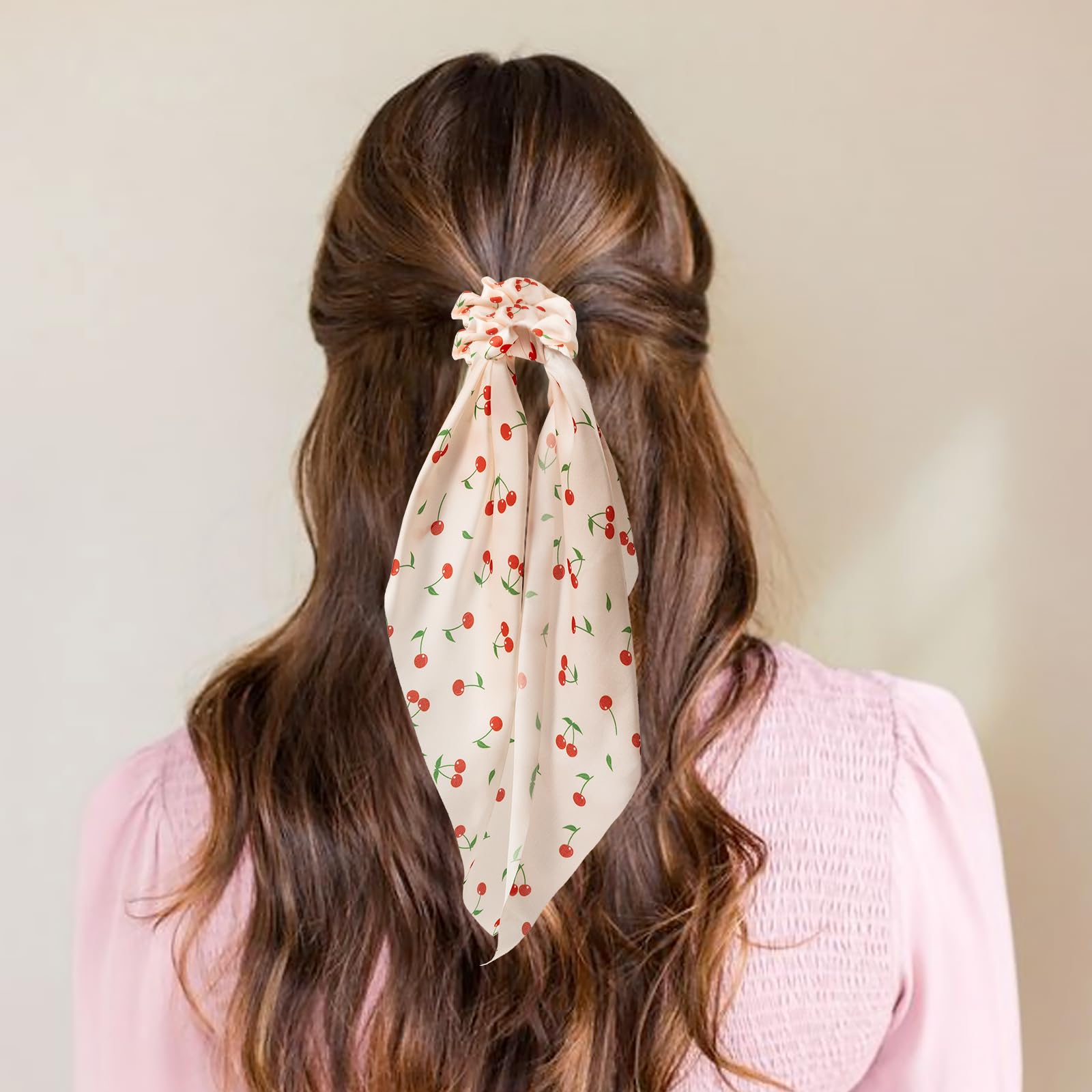 Glaudmeiss hair-tie collection pairs with outfits for parties, beach days, and everyday elegance.
