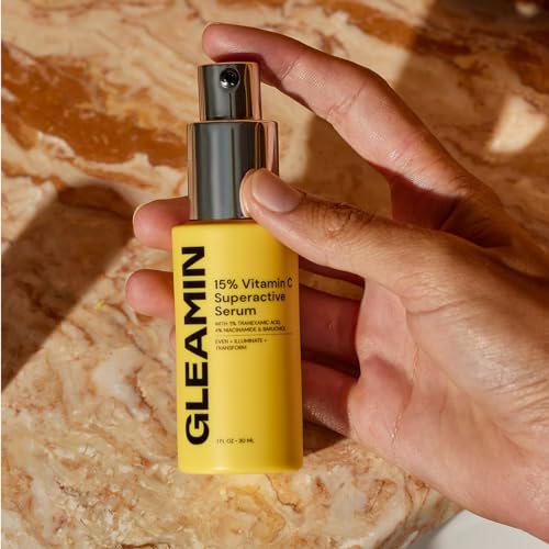 Gleamin Superactive Serum application pump demonstrates easy daily use