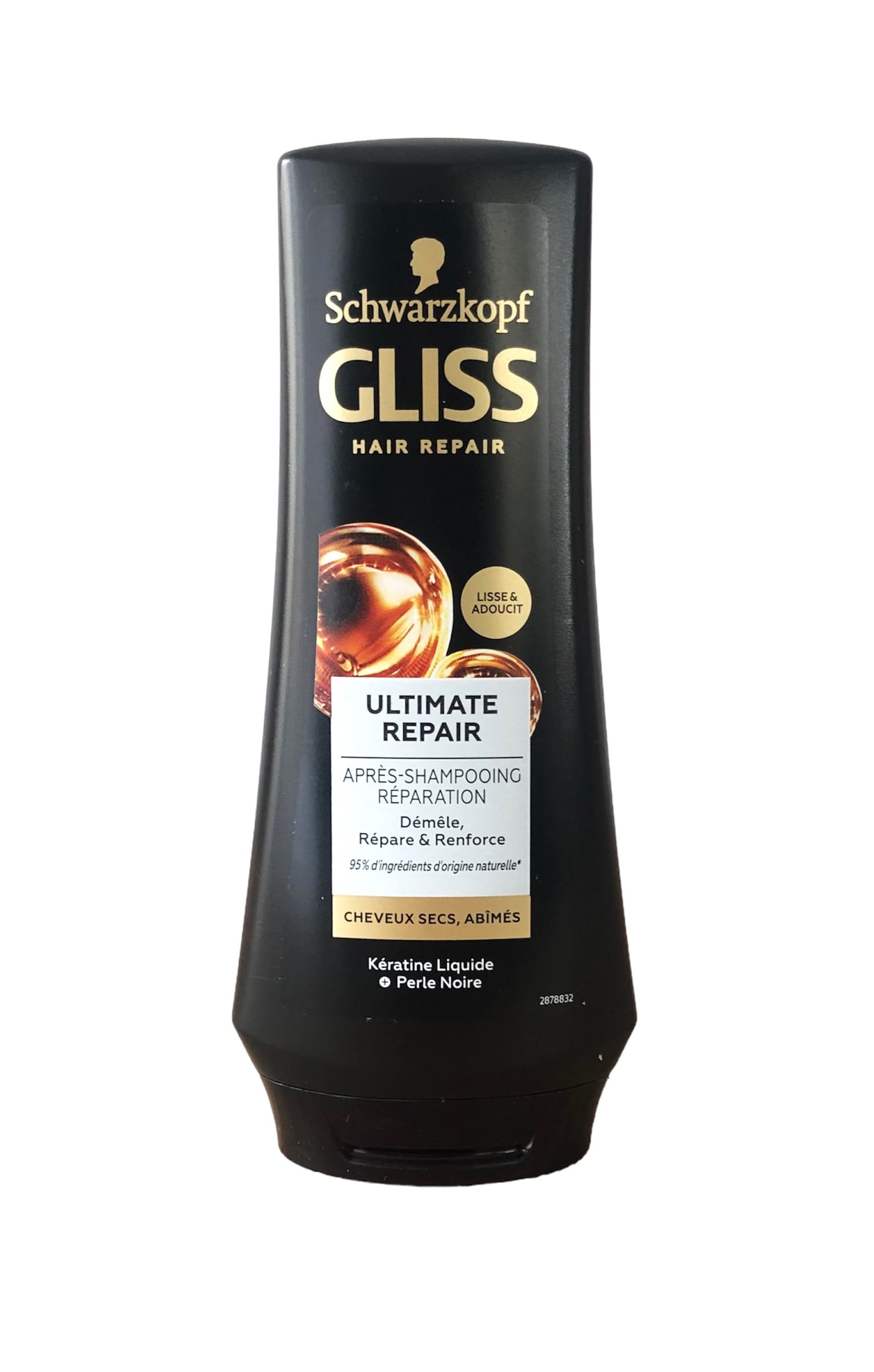 Gliss Kur Ultimate Repair Conditioner bottle close-up highlights keratin infusion for stronger hair.