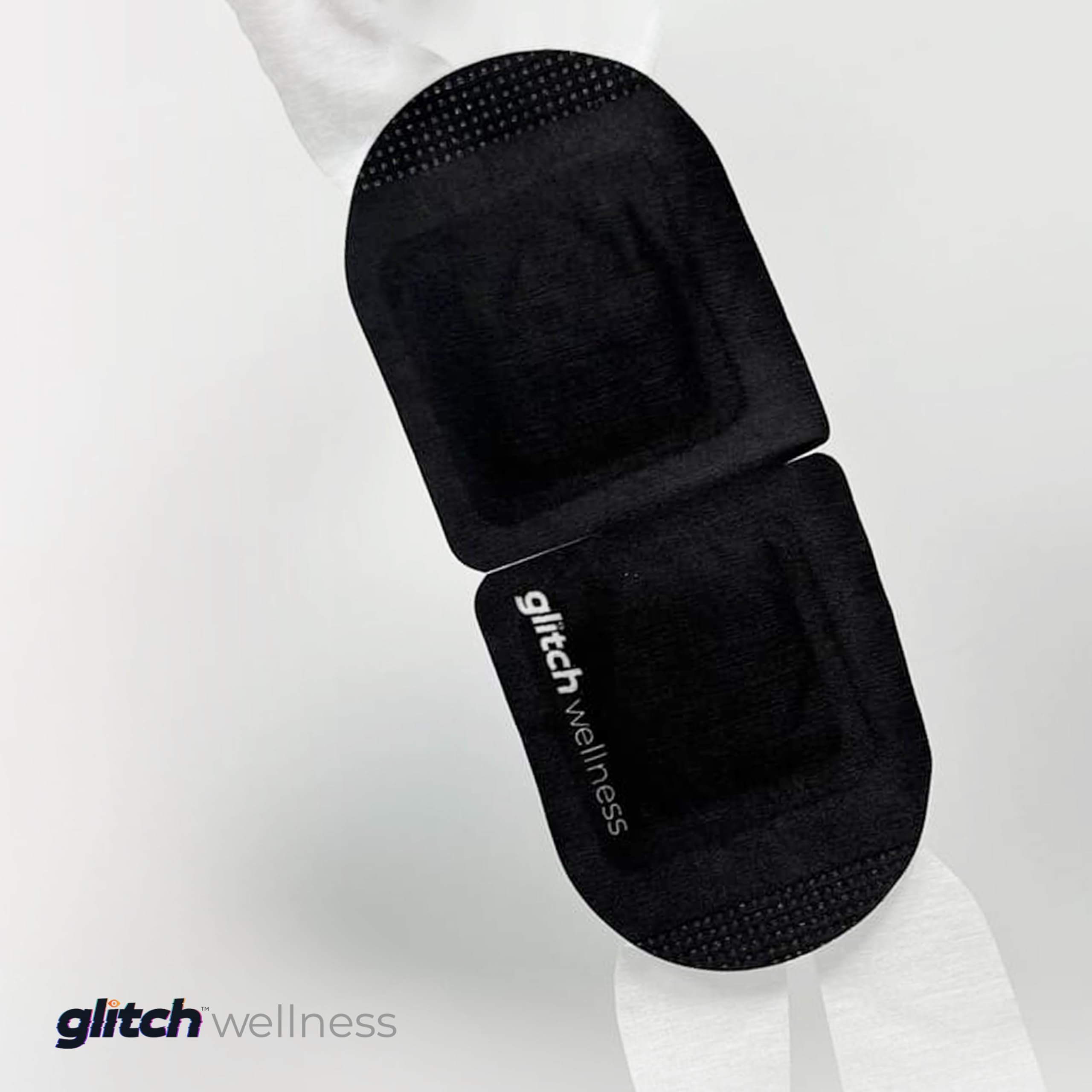 Glitch SteamTech Eye Mask skin-friendly formula for sensitive skin comfort.