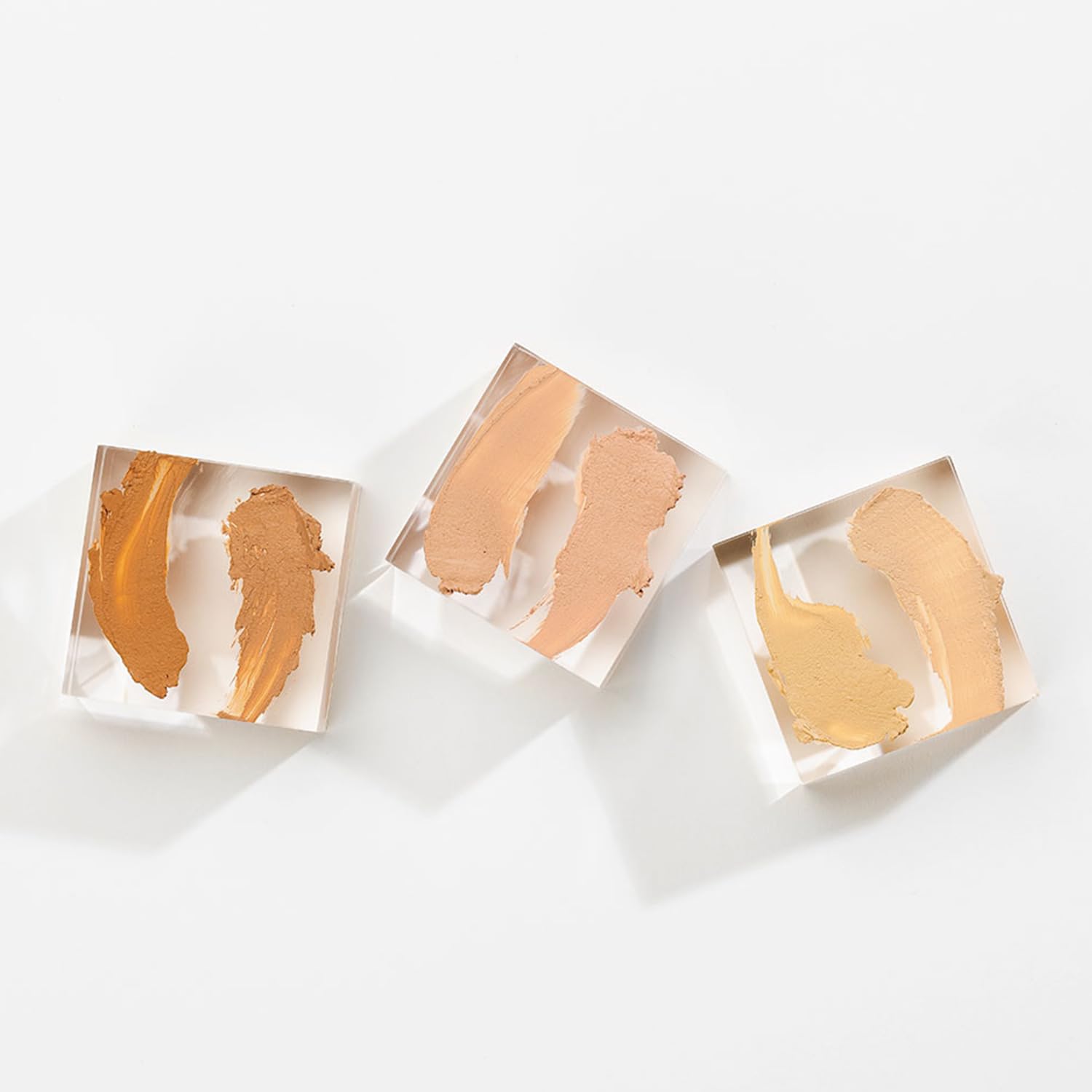 Glo Skin Beauty Oil-Free Concealer pigment-rich formula delivers even skin tone