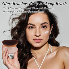 GloréBrochas dense vegan bristles ensure smooth, even bronzer and foundation