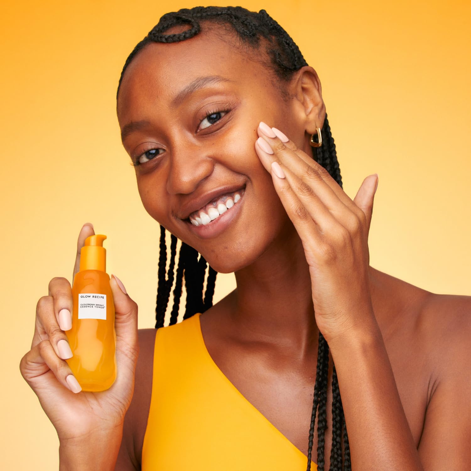 Glow Recipe Vitamin C and E with 5% glycerin visual suggesting antioxidant hydration.