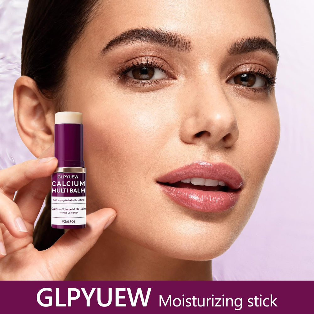 GLPYUEW Cemenrete Calcium Multi Balm application glide emphasizes feather-light feel and makeup prep