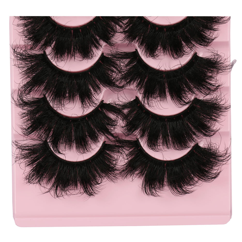 Gmagictobo dramatic 25mm 3D lashes close-up showing layered volume
