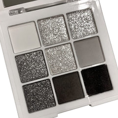 Go Ho Smoky Eyeshadow Palette close-up shows nine shades for versatile smoky looks.