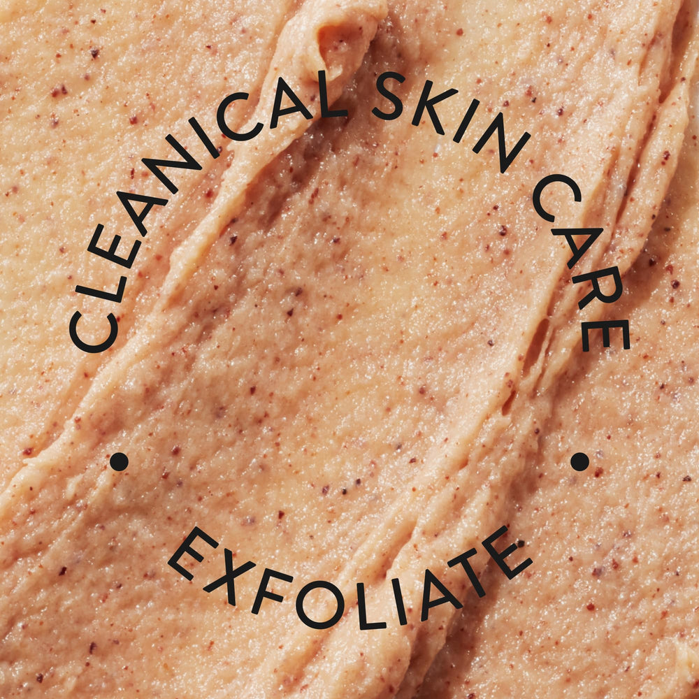 good.clean.goop Fruit Scrub massage-action demonstrates circular application for even coverage