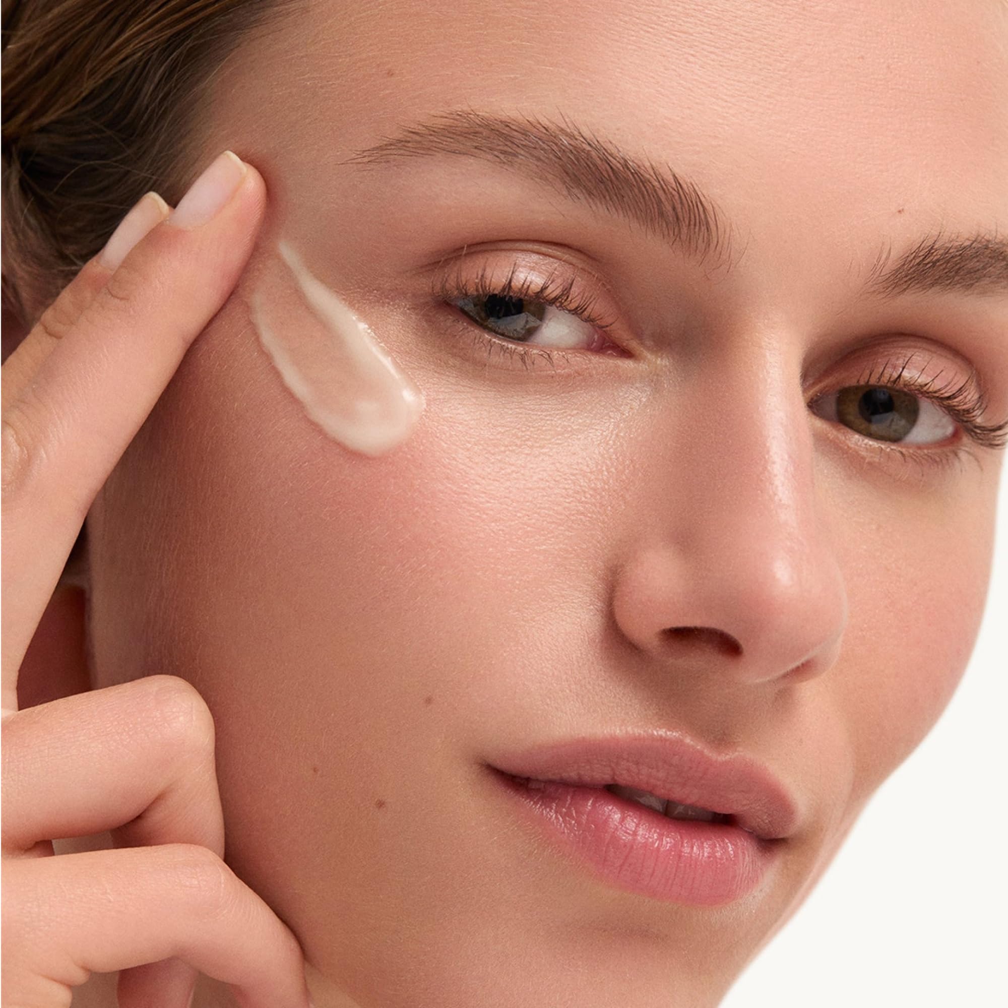 Goop Youth-Boost serum application pump demonstrates convenient, beginner-friendly routine.