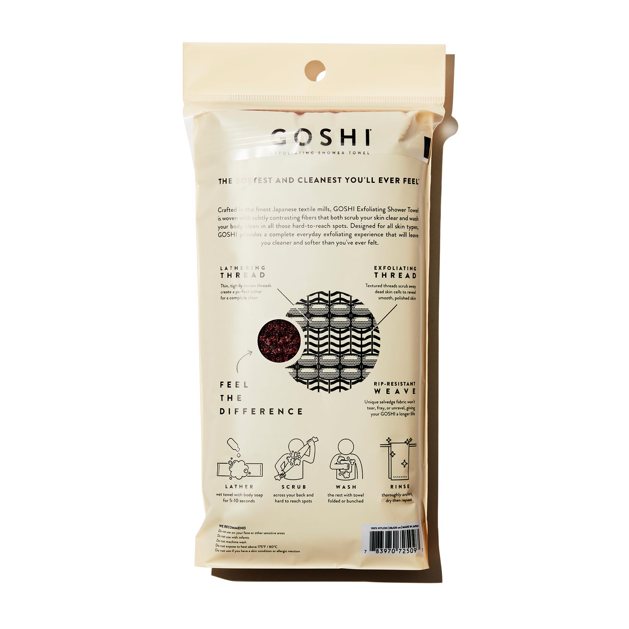 GOSHI Exfoliating Towel rip-resistant fabric close-up highlights efficient cleansing and long-lasting use.