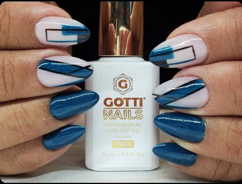 Gotti Nails Gel Top Coat Scratch-Resistant layer protects nails from everyday wear.