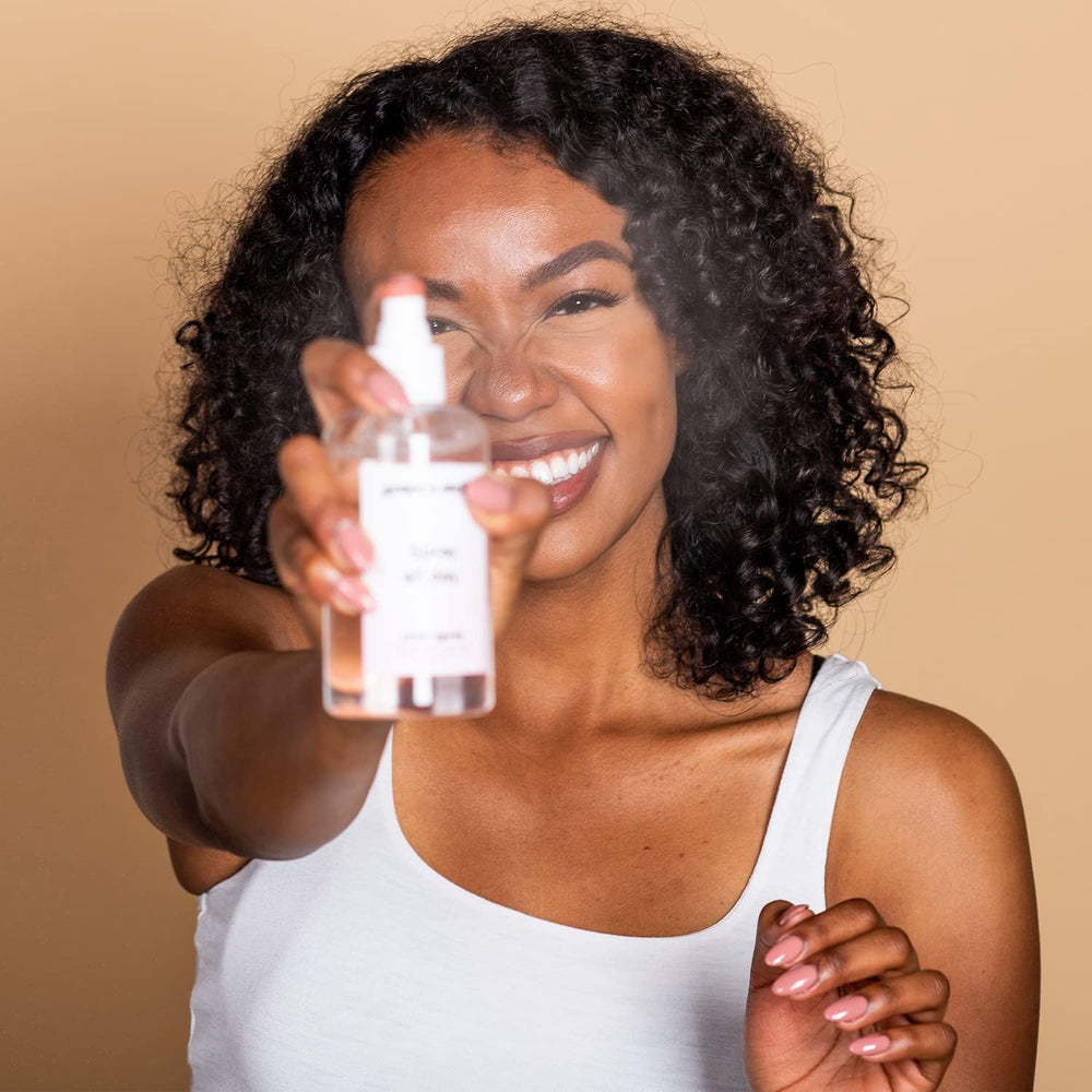 Grace & Stella rose water vegan-clean-ingredients highlights clean beauty.