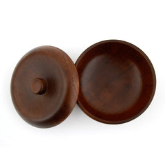 Grandslam wooden shaving bowl close-up highlights natural grain and refined luster.