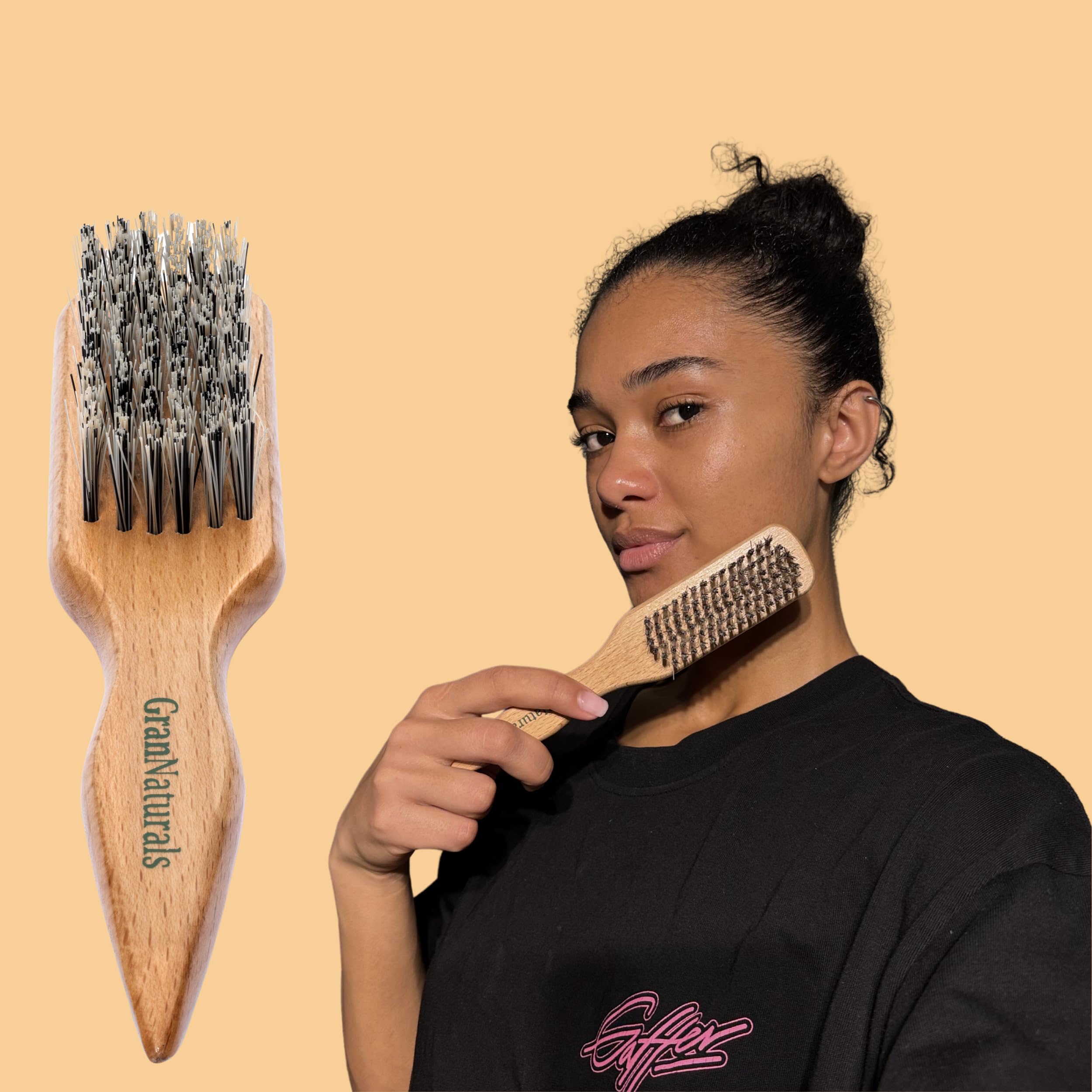 GranNaturals 360-waves training brush guiding wave pattern with consistency.