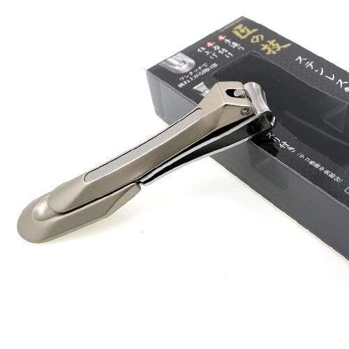 Green Bell Takumi No Waza G1205 built-in nail file top feature.
