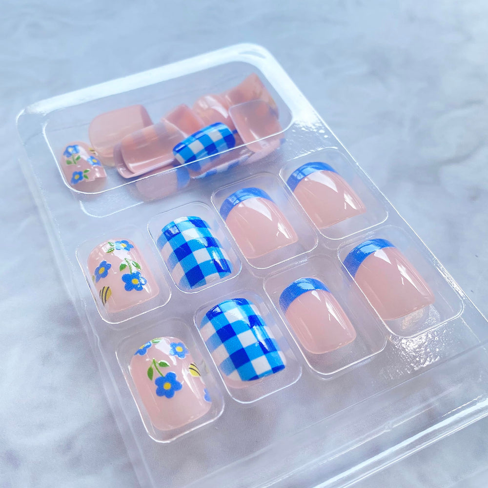 GRITOSE nails are ideal for dating, parties, and shopping occasions.