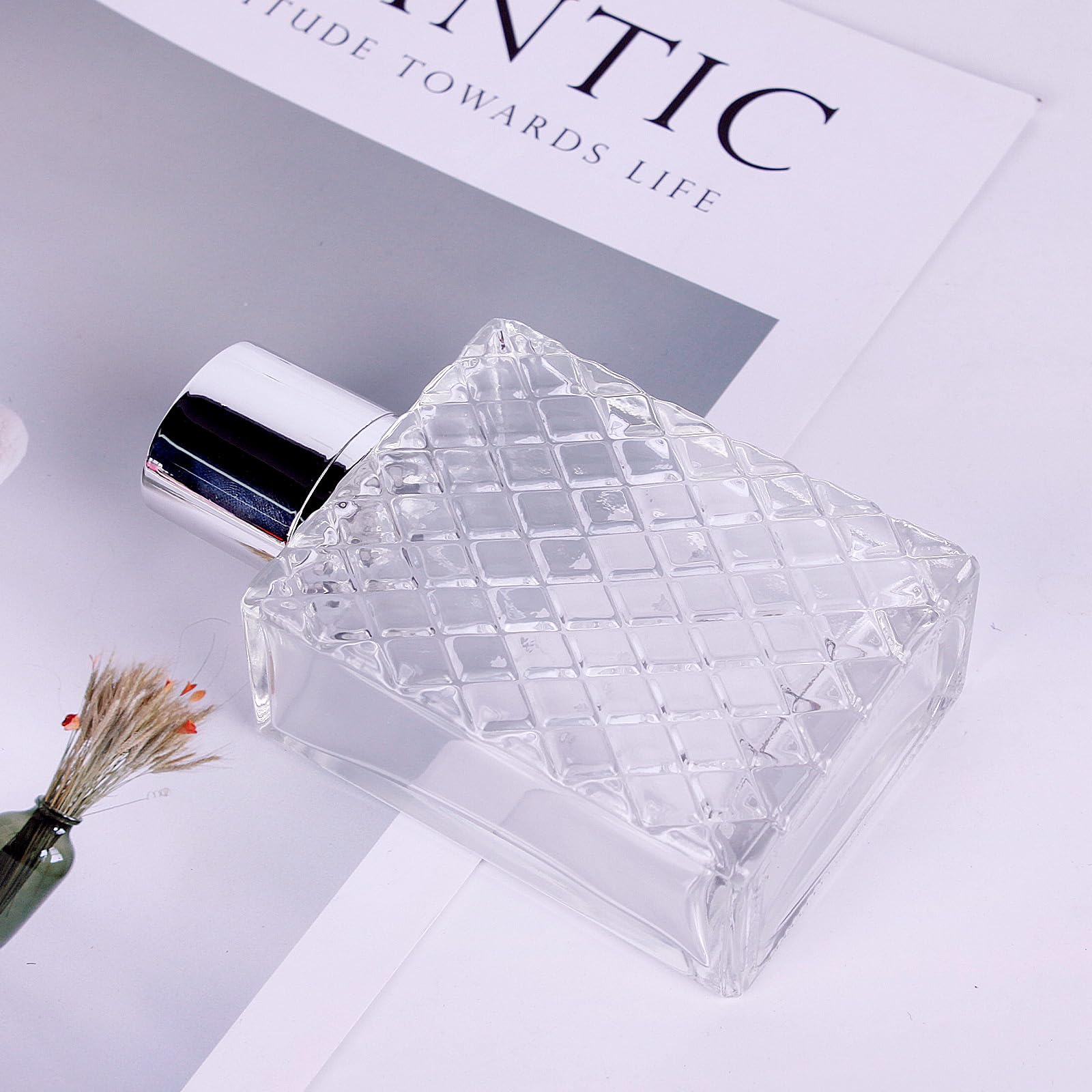 Gsteng travel-friendly bottles fit in bags for fragrance on the go