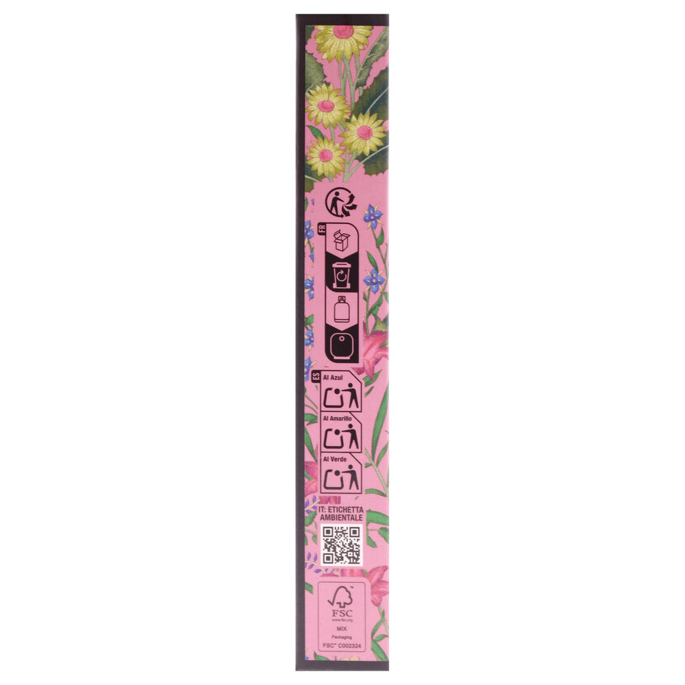 Gucci Flora Gorgeous Gardenia shown for spring and summer on-the-go use