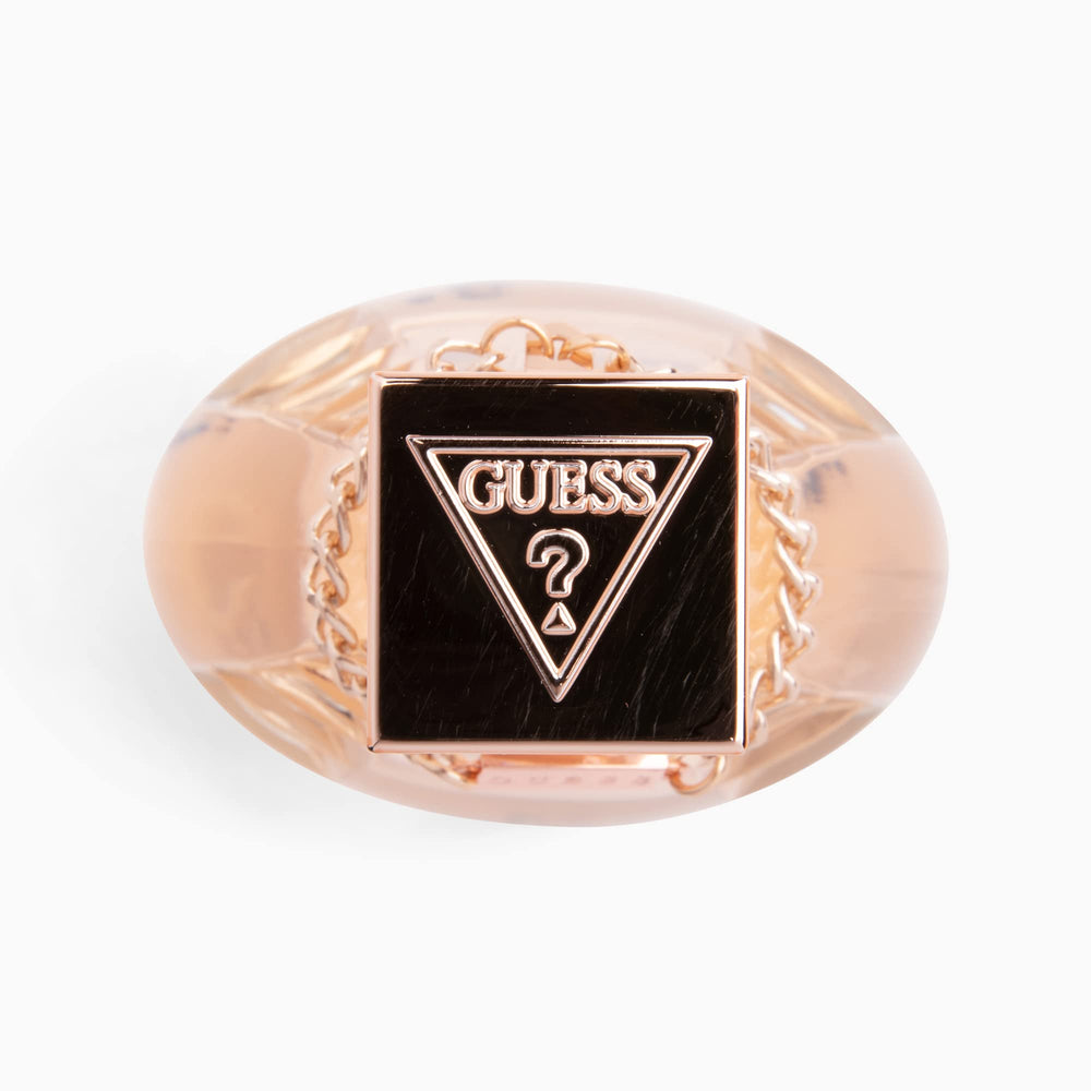 GUESS Dare label-detail showcases premium quality materials and branding.