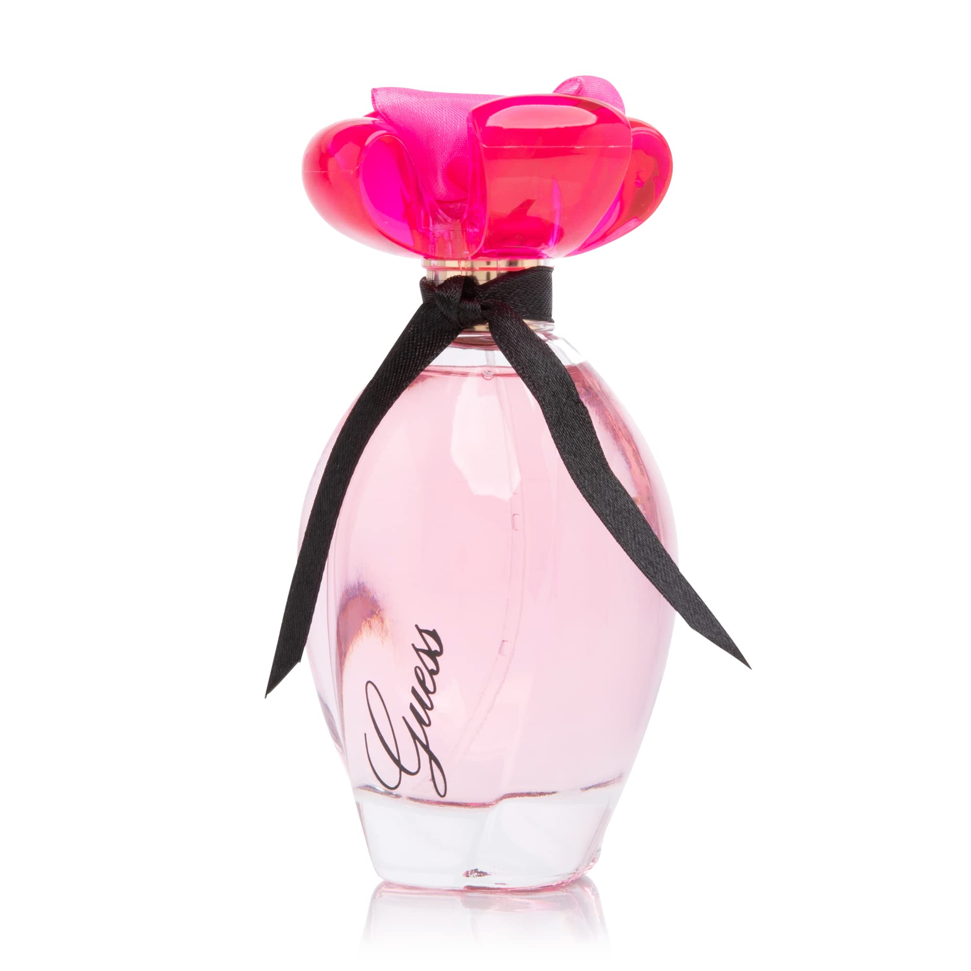 GUESS Girl spray-action photo captures a quick, refreshing aromatic moment for date nights.