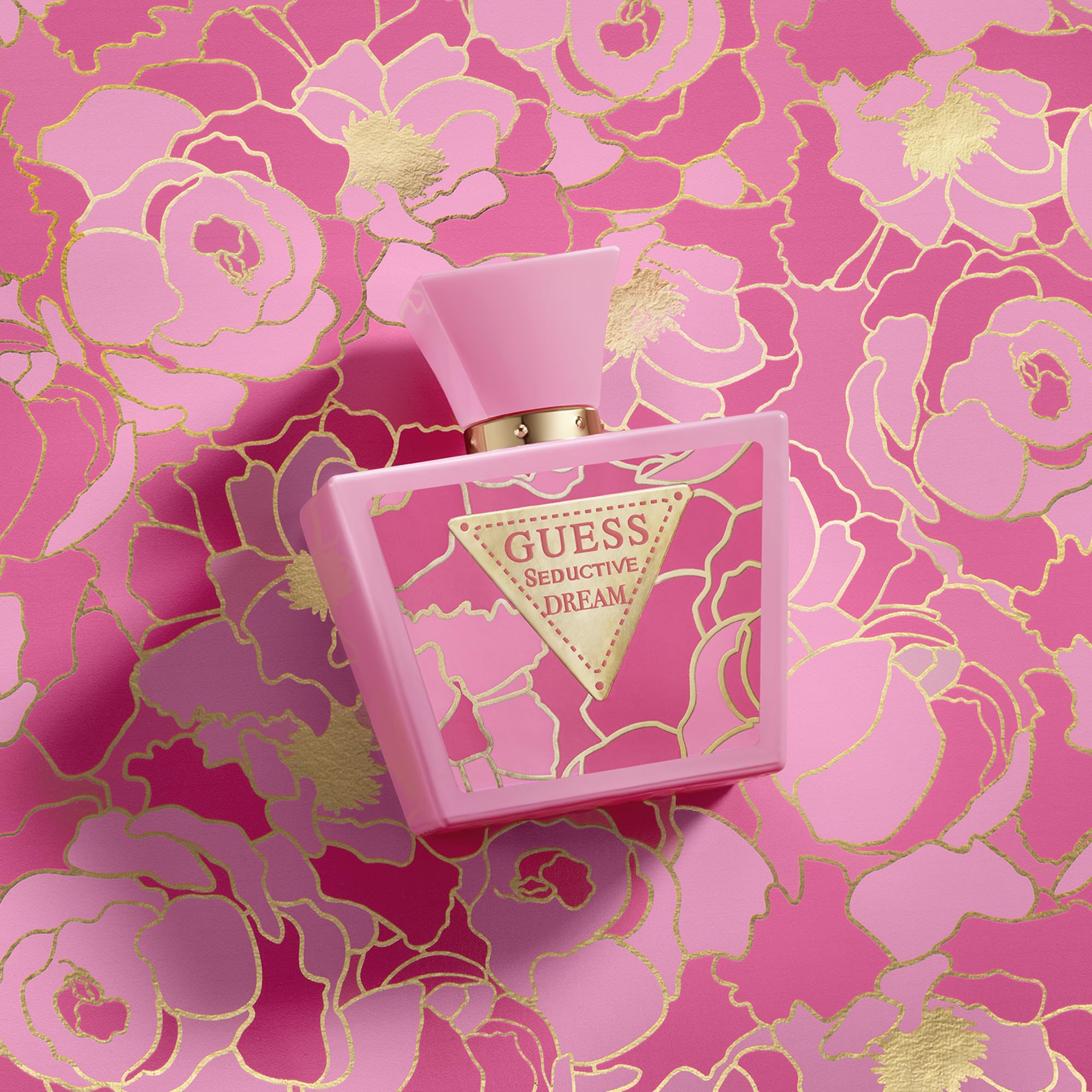 GUESS Seductive Dream packaging box emphasizes gifting-worthy presentation.
