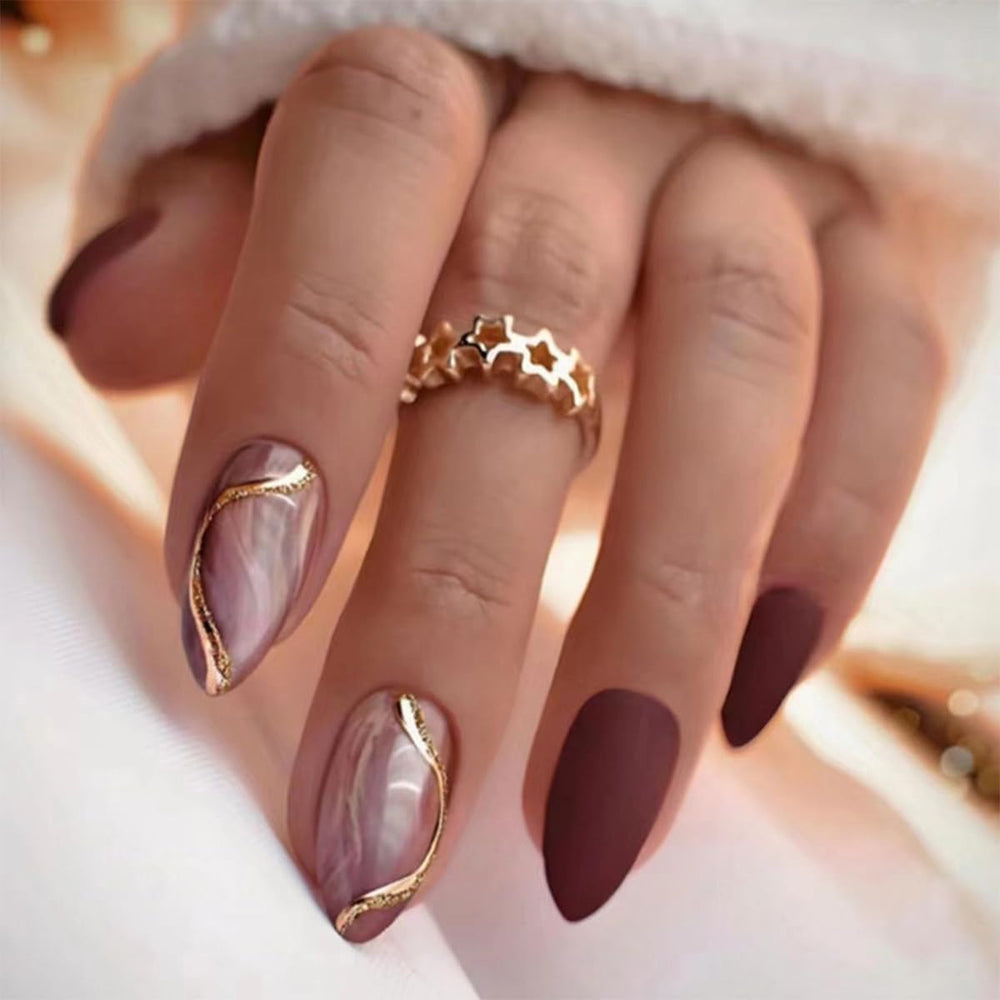 GUFUGU French-tip nails are ideal for events like proms and weddings.