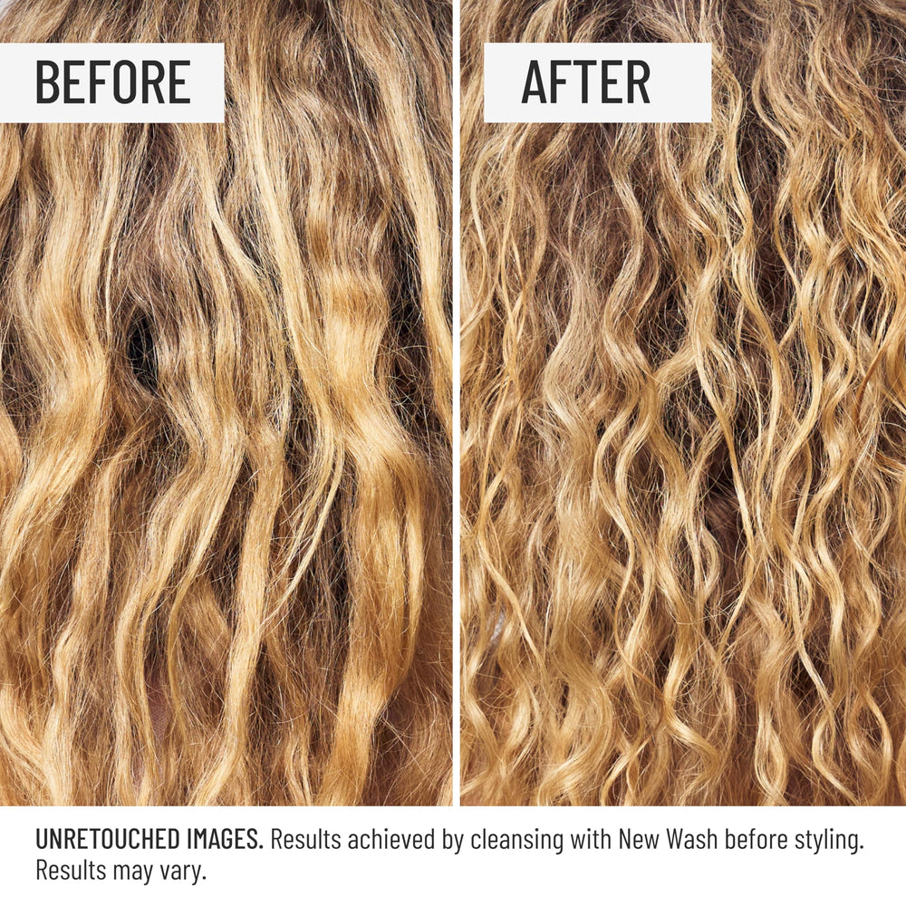 Hairstory New Wash Rich scalp brush use for relaxing scalp care.